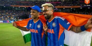 टी-20 विश्वचषक उंचावताना भारतीय क्रिकेट संघ